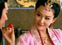 b沟全都看得一清二楚:帅哥添美女的比比邪恶动态图