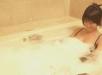 闺蜜互相安慰下面文:2个女生互慰故事gif 闺蜜互慰的图片