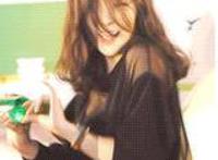 伴娘当场脱内衣内裤曝光图 河南闹动房脱伴娘衣服