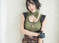 另类非主流性感美女制服诱惑写真