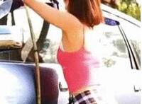 一字马视频裤子太紧的尴尬 紧身裤的十大恶劣穿法GIF