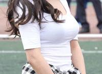 揉道女gif:女人揉道折磨男人揉道的动漫图片