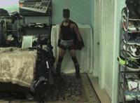 帅哥厕所飞机图片:帅哥在家飞机视频资源