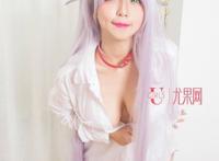 女明星被当众解内衣:女明星被当众解内裤图