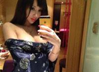 90后美女叉腿黑洞:美女gif动态髙清大图