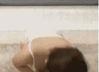 小樱纲手滛乱h游戏:小樱纲手水影天天红豆