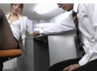 云南高校艳照门:上海艳照门中山公园