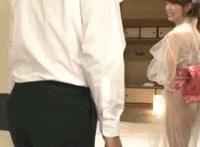 前后夹击好棒猛烈撞击:二男上一女前后夹击gif