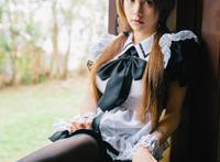 胸大妹子夏天该穿什么:胸大衬衣扣不上扣子图