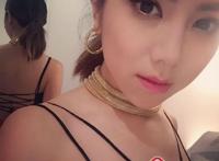 邓紫棋皮裤翘臀视频:邓紫棋透视深v