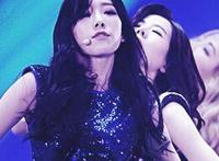 吃美女内裤:美女的内裤里面有什么