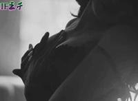 日本两男一女组合邪恶gif:日本邪恶动态网图片