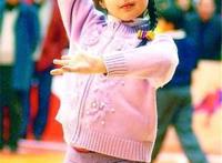 阿的江的女儿阿迪娜资料及照片