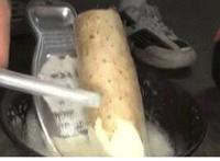 我舔了老师的脚故事动态图:办公室舔英语老师的脚