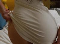 小萝莉被大叔进入:萝莉开心被大叔玩