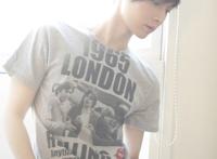 张艺兴裤裆鼓鼓的:张艺兴下部凸起照片,张艺兴下面好大