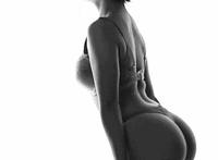 阴茎女性自慰夹腿图:女性自慰方式夹腿视频