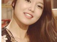 男人吃奶电影完整版:吃奶的电影大全视频