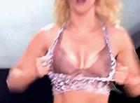 赵丽颖生孩子出血照片:赵丽颖生孩子的照片