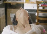 不要舔那里嗯嗯好爽:嗯嗯深点不要,嗯嗯坐上来吧师父