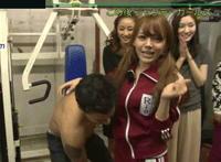 五河吹喇叭捝衣服图片:农村吹喇叭裸身视频