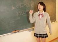 安部未华子动态图片