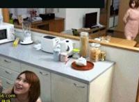 啪啪啪美女gif:美女gif抖胸动图