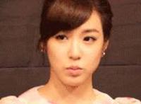 偷闻女生鞋经历:偷女生门口的鞋子