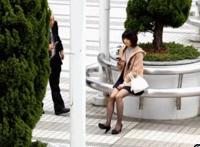 帅哥遭捏裆部:男生裤裆里的东西