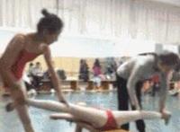 邪恶萌妹纸动漫图片:萌妹被上gif