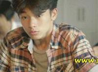 小矮人干白雪公主动漫:七个小矮人搞白雪公主