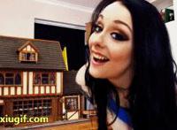 小男孩和小女孩脱裤子:小女孩和小男孩逆天图