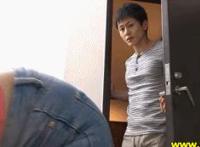 手机自拍视频在线播放:国产自拍久久热视频