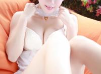 钱震祼体图:全祼体杂技软功