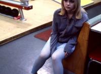 挠美女脚心文章带添胸:美女添jb