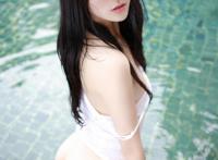 婚纱摄影被摄影师上:女朋友让摄影师拍下面