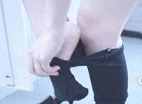 老师在教室里上我:啊,好痛