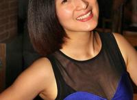 二婶问我她胸大不大:二婶的奶奶好大