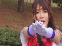 老师让我脱了胸罩视频:女人脱自己的胸罩