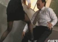 双胞胎姐妹到我家玩:把姐妹睡了