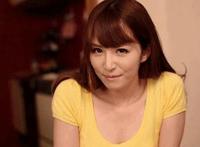 杨颖的胸被郑恺摸照动态图baby和郑恺接吻