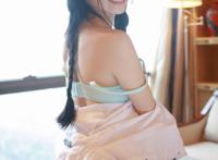 女生的内裤有多脏图片偷玩妈妈内衣