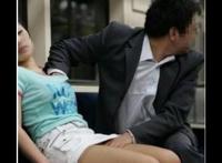 最新咸猪手视频播放夏天公交车咸猪手图片