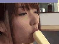 两个男人干一个女动态图我跟两个男人一起洗澡