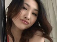 按在桌子上乳头动态图按在桌子上从后面校花