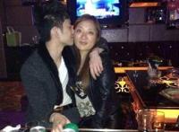 酒吧男模穿着打扮图片夜场男模陪客技巧真实图片