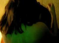 初三喂奶门事件完整视喂奶门事件动态图片大全