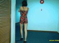 爸爸压着妈妈图片动态图我初中同学的妈妈