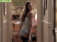 男友用手弄潮很舒服动态图男朋友要我的第一次