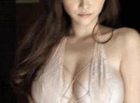 美女被揉胸摸臀电影动态图摸你的胸的视频视频